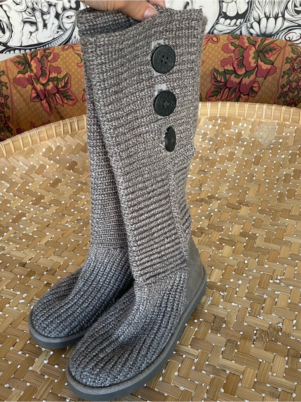 UGG Women's Classic Cardy knit boots in gray with buttons size 8